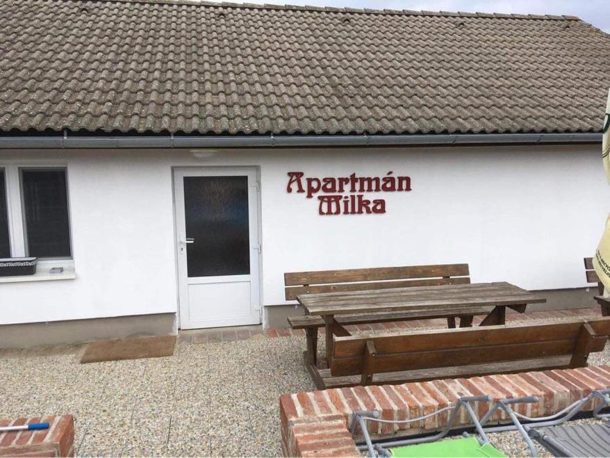 Apartmany Zajecak Zaječí エクステリア 写真