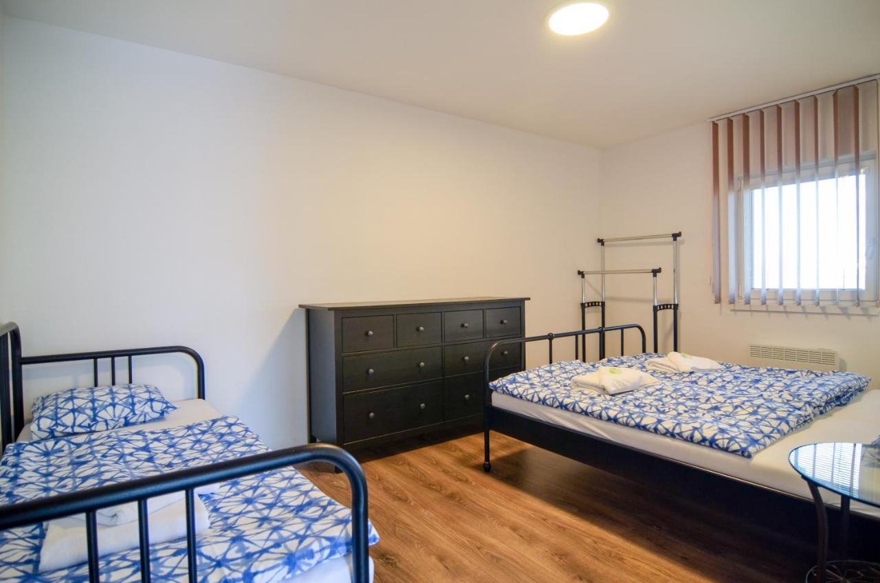 Apartmany Zajecak Zaječí エクステリア 写真