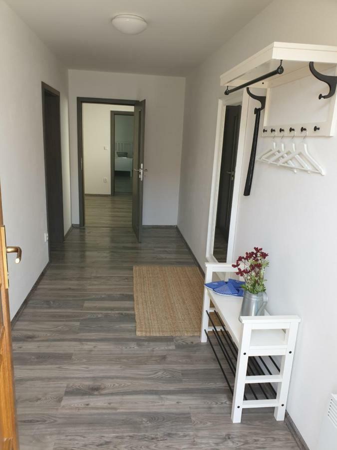Apartmany Zajecak Zaječí エクステリア 写真